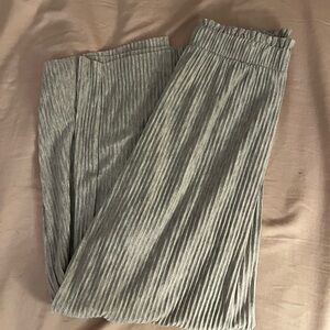 H&M wide leg pants (size XL in kids, but fits like Small in womens)